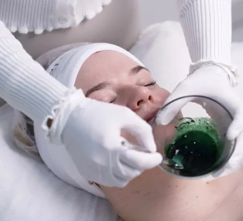 AlgenPeeling / Bio-Micro-Needling © Foto Cellulara